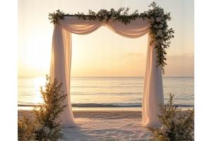 해변에서 진행되는 로맨틱 비치 웨딩