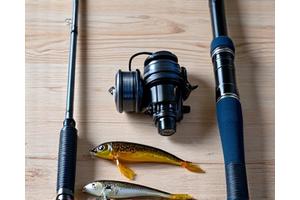 프로페셔널 바다낚시용 최신형 낚시 장비와 루어